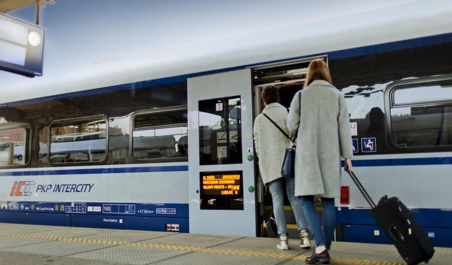 Wielkanocne wyjazdy z PKP Intercity. Warto kupić bilet wcześniej Wielkanocne wyjazdy z PKP Intercity. Warto kupić bilet wcześniej