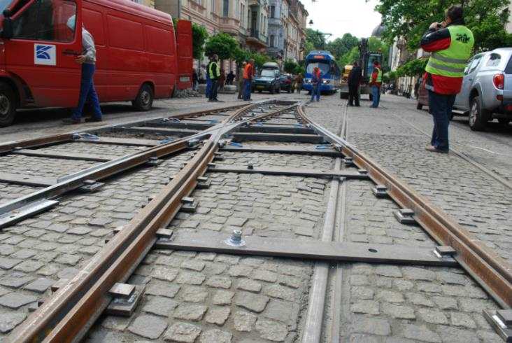 Grupa KZN Bieżanów modernizuje torowiska w Krakowie Grupa KZN Bieżanów modernizuje torowiska w Krakowie