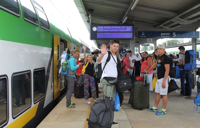 Pielgrzymi dziękują kolejarzom za dowóz na Światowe Dni Młodzieży (wideo)