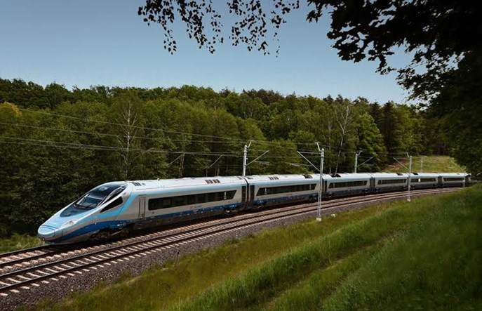 Prezentacje pociągów Pendolino w Kołobrzegu i Jeleniej Górze