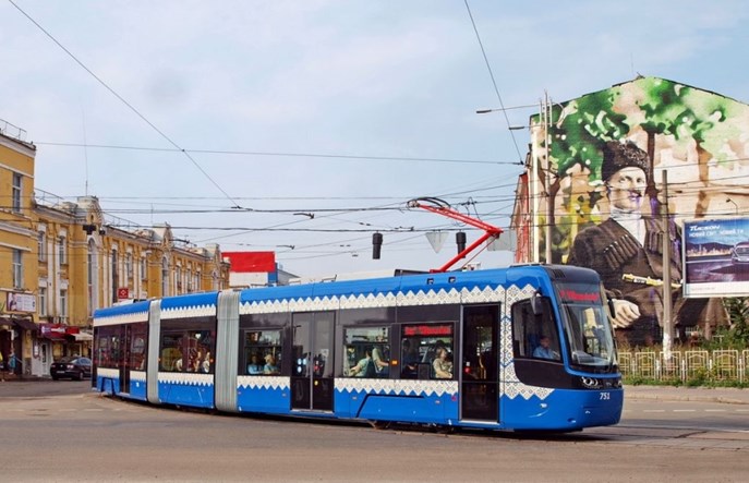 Kijowianie już jeżdżą tramwajem Pesy