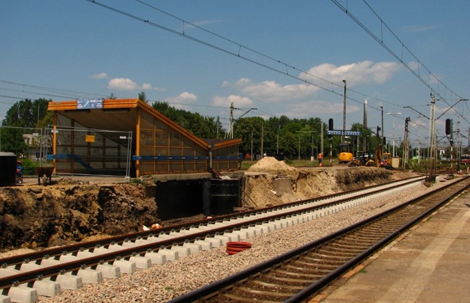 PLK zerwały umowę na dokumentację linii do lotniska Pyrzowice