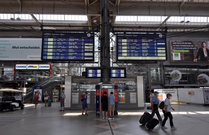 Bomba lotnicza eksplodowała w centrum Monachium. Wstrzymano ruch kolejowy