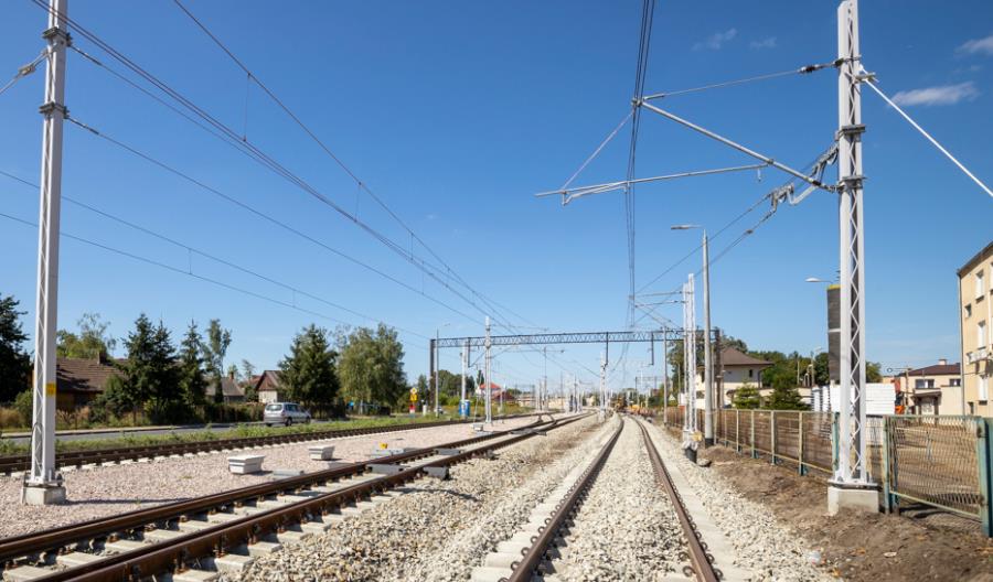 Track Tec i Trakcja System wymienią sieć trakcyjną pod Radomiem Track Tec i Trakcja System wymienią sieć trakcyjną pod Radomiem