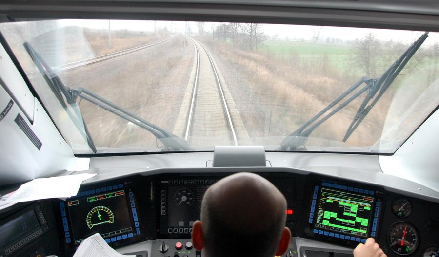 PKP PLK: Do 2040 r. planujemy zmodernizować całą sieć kolejową PKP PLK: Do 2040 r. planujemy zmodernizować całą sieć kolejową