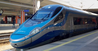 PKP IC: Mniej Pendolino rankiem i wieczorem. „Są inne połączenia” 