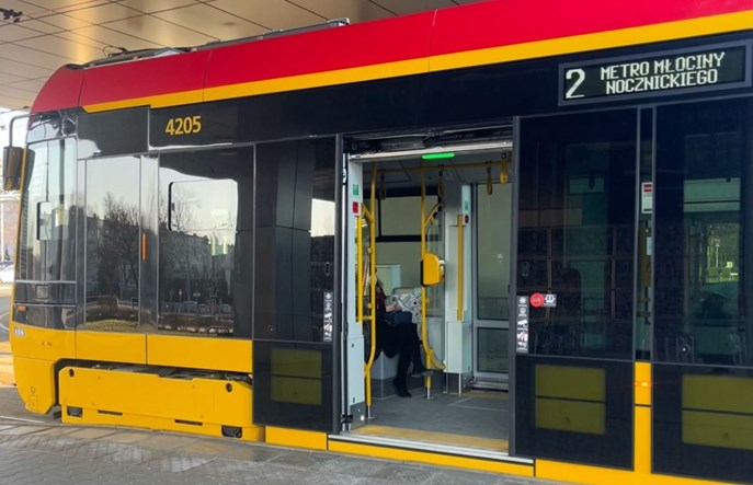 Warszawa: Hyundaie zmieniają linię
