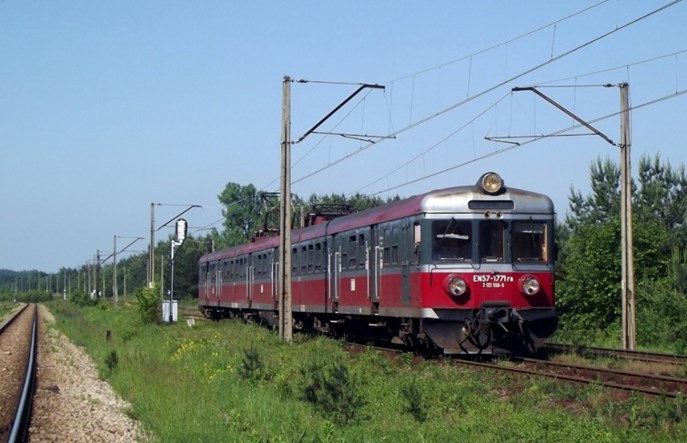 Wojewoda Małopolski: Będzie 5 bezpośrednich pociągów z Krakowa do Olkusza