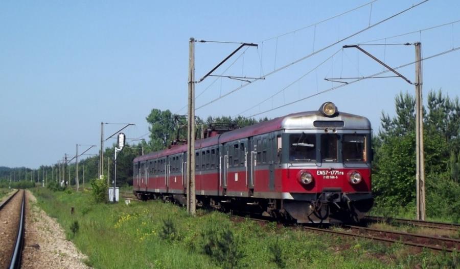 Wojewoda Małopolski: Będzie 5 bezpośrednich pociągów z Krakowa do Olkusza