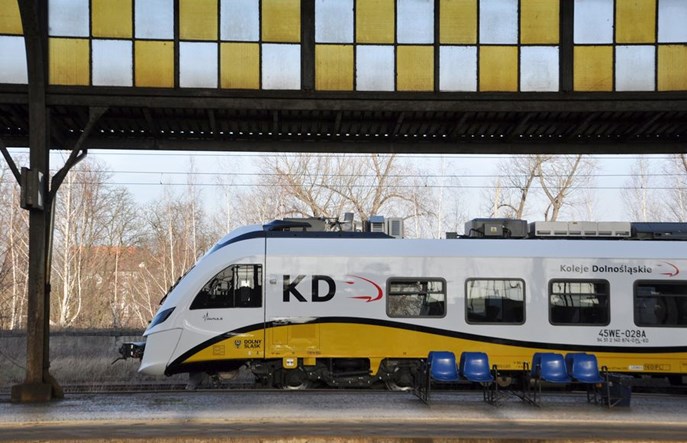 Dolny Śląsk zapowiada 15-letni przetarg na przewozy kolejowe