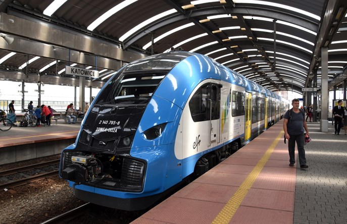  Koleje Śląskie odwołują pociągi. „Taboru nam nie brakuje”