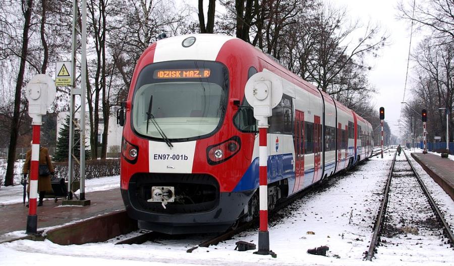 Polskie koleje coraz punktualniejsze