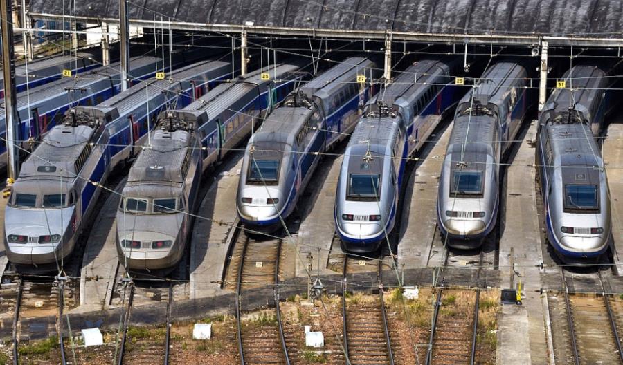 Francja: Zakład w Belfort uratowany. SNCF zamówi 15 pociągów TGV Duplex Francja: Zakład w Belfort uratowany. SNCF zamówi 15 pociągów TGV Duplex
