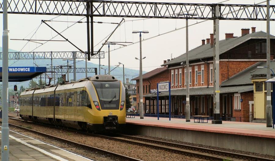 PLK przygotowują rewitalizację linii Bielsko-Biała – Kalwaria Zebrzydowska PLK przygotowują rewitalizację linii Bielsko-Biała – Kalwaria Zebrzydowska