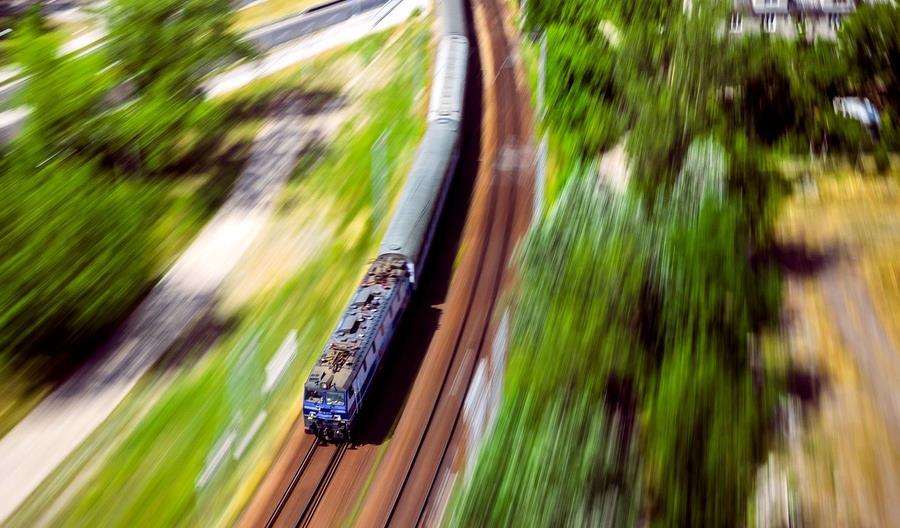 Prąd dla PKP Intercity może być ponad dwukrotnie droższy. Czy zdrożeją bilety? Prąd dla PKP Intercity może być ponad dwukrotnie droższy. Czy zdrożeją bilety?