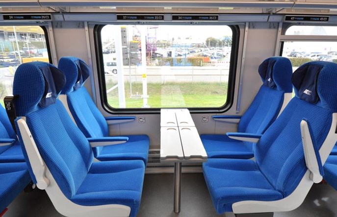 Wiemy, kiedy wyjadą na trasę nowe Flirty PKP Intercity