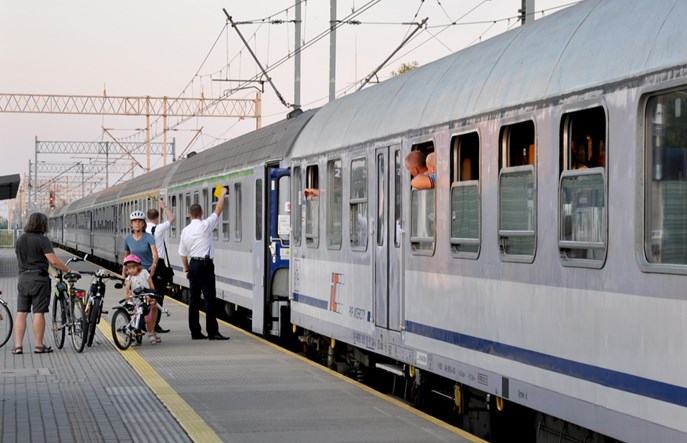 Rekordowe wakacje na kolei. 91 milionów pasażerów od początku czerwca do końca sierpnia