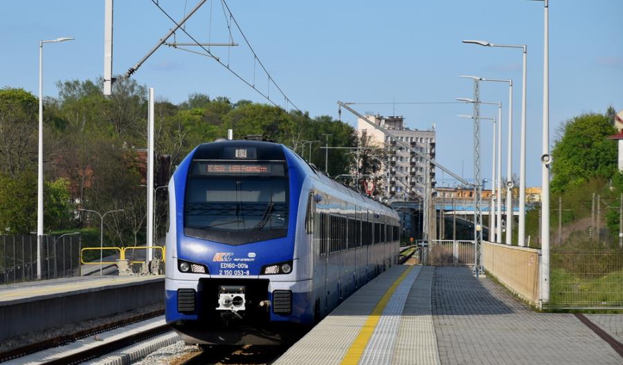 Pięć firm chce sprzedać PKP Intercity system planowania rozkładu jazdy Pięć firm chce sprzedać PKP Intercity system planowania rozkładu jazdy