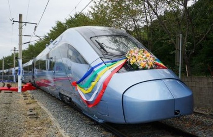 Hyundai Rotem wprowadza najszybszy pociąg dużych prędkości w Korei