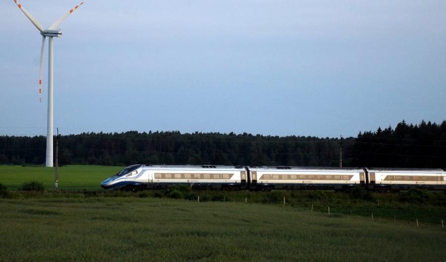 PKP Intercity: Będzie dodatkowa pula tanich biletów. Pendolino od 49 złotych PKP Intercity: Będzie dodatkowa pula tanich biletów. Pendolino od 49 złotych