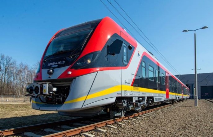 ŁKA będzie jeździć do Opoczna i Skarżyska hybrydowymi Impulsami