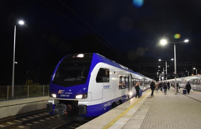 Z Warszawy do Olsztyna pociągiem miało być o 15 minut szybciej. Ale nie jest i nie będzie