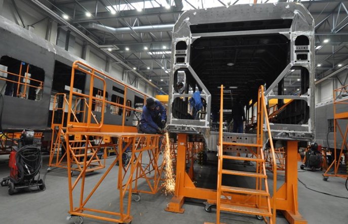 Newag kończy trzy ważne kontrakty i zaczyna świąteczną przerwę