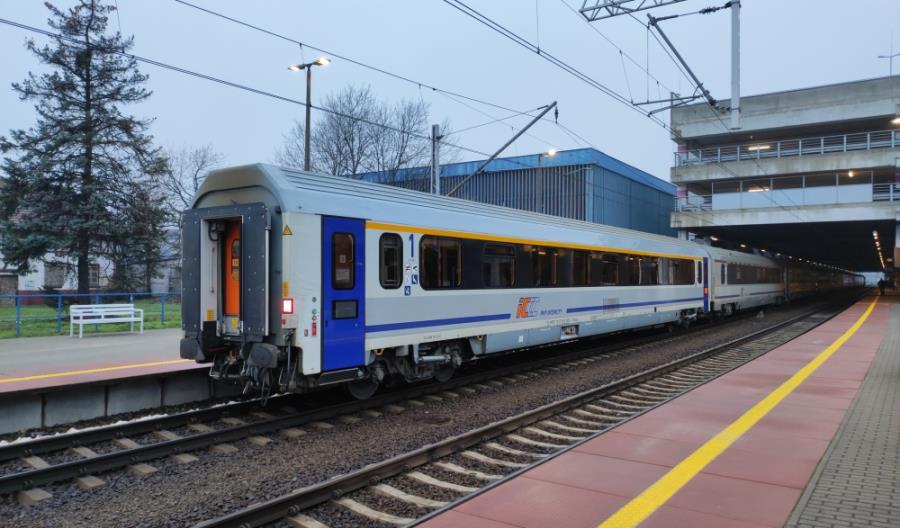 Wszystkie nowe wagony z FPS są już w PKP Intercity Wszystkie nowe wagony z FPS są już w PKP Intercity
