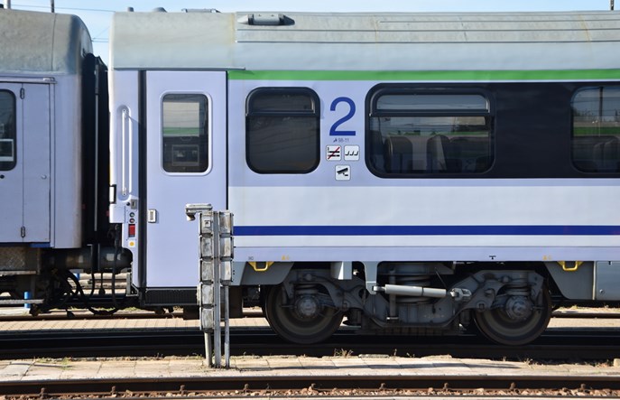 Ile wagonów ma PKP Intercity? Ile zamierza kupić?