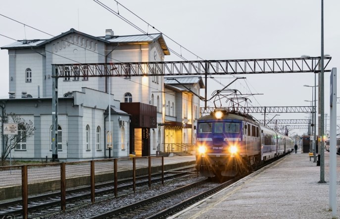 Czwarta próba przedłużenia życia lokomotyw EP08