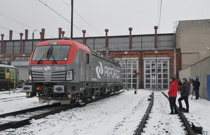 PKP Intercity ponownie chce wynająć 10 elektrowozów