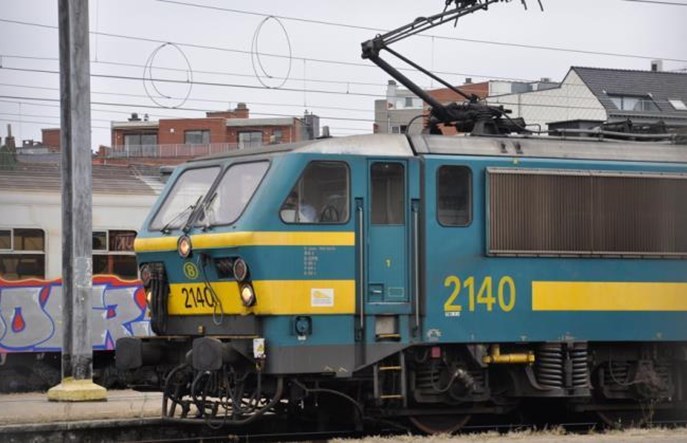 PKP Intercity znów nie może wypożyczyć dziesięciu lokomotyw