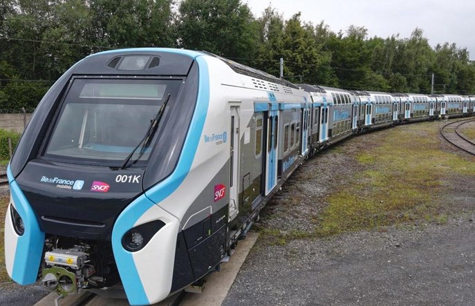 Alstom zbuduje kolejnych 60 piętrowych pociągów dla francuskiego SNCF