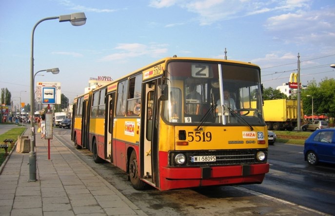 Komunikacja zastępcza a prawa pasażera