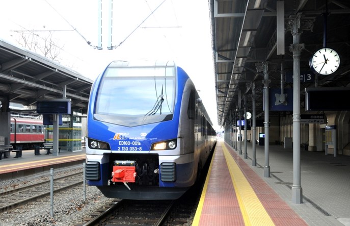 Pociągiem IC z Warszawy do Torunia i Bydgoszczy znów jedziemy szybko
