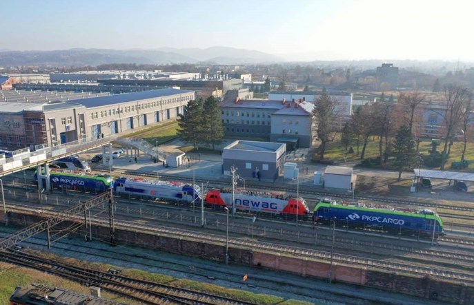 Newag wciąż poprawia wyniki