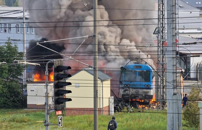 Groźny wypadek kolejowy i pożar pociągu w Czechach