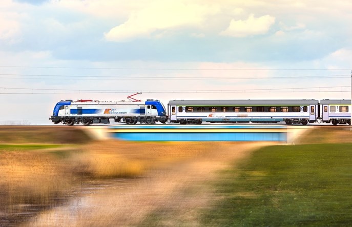 PKP Intercity wzmocni najpopularniejsze połączenia w czasie Wszystkich Świętych