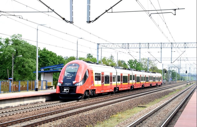 Pociągi SKM Warszawa wracają na swoje stałe trasy