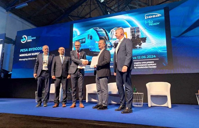 Czeski Orlen Unipetrol i Pesa z memorandum dotyczącym wodoru 