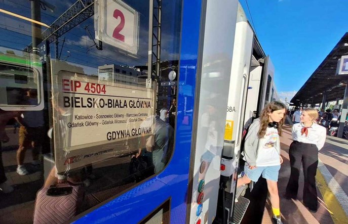 Składy wagonowe często zastępują Pendolino. Dlaczego?