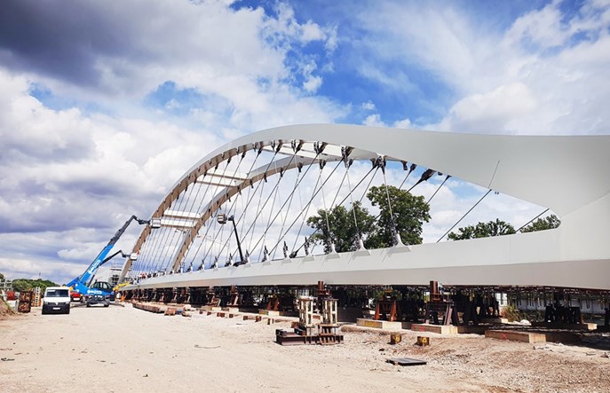 Niemcy otworzyli kolejowy most nad Odrą w Kostrzynie