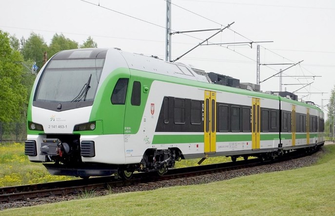 Koleje Mazowieckie z finansowaniem od BGK i PKO Banku Polskiego na Flirty