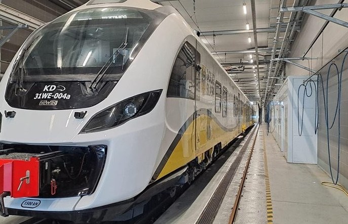 Koleje Dolnośląskie chwalą się "własnym" P4 Impulsa
