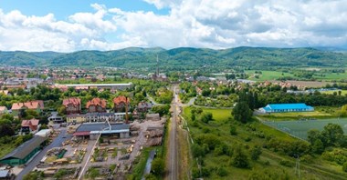 Kolej do Srebrnej Góry: Odcinek miejski w Bielawie w trakcie odbudowy [ZDJĘCIA, FILM]