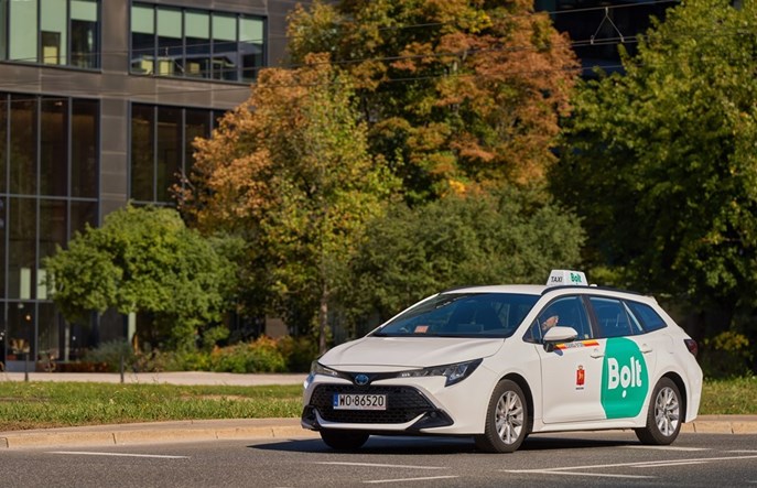 Rok po „lex Uber”. Jak branża przewozowa odnalazła się w nowych realiach?