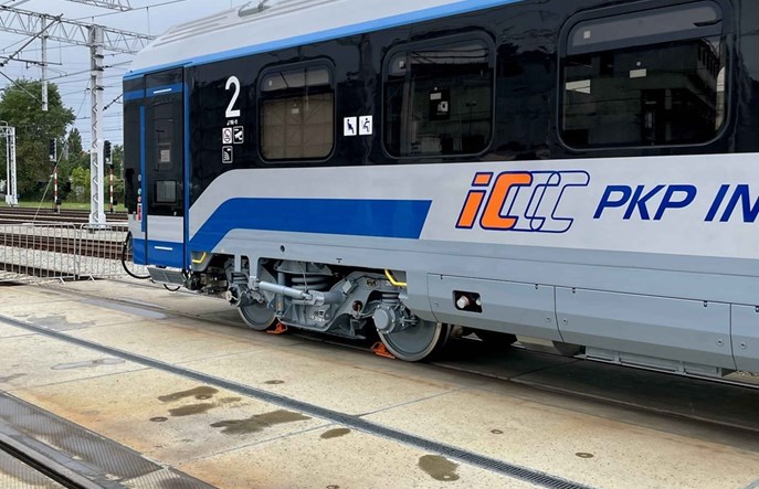 PKP Intercity: Wagon z FPS H. Cegielski nie spełnia naszych oczekiwań