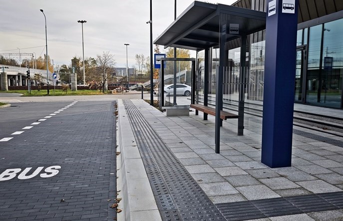 Łódź Kaliska: Nie wszystkie autobusy wróciły pod dworzec kolejowy 