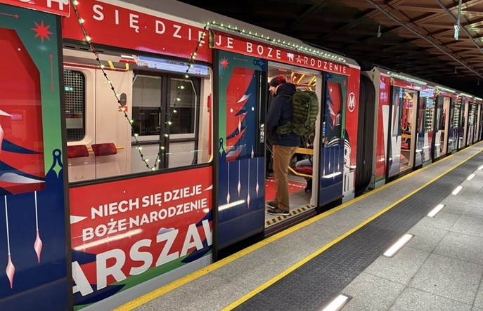Świąteczne metro uszkodzone! Czy wróci jeszcze na trasę przed świętami?