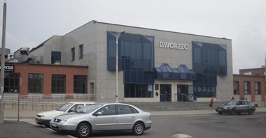 Chełm: Poczekalnia w biurowcu lub w kuszetkach Kolei Ukraińskich 